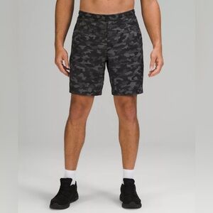 Lululemon Men's Pace Breaker 9" Lined Shorts In Green Camo Size: Medium